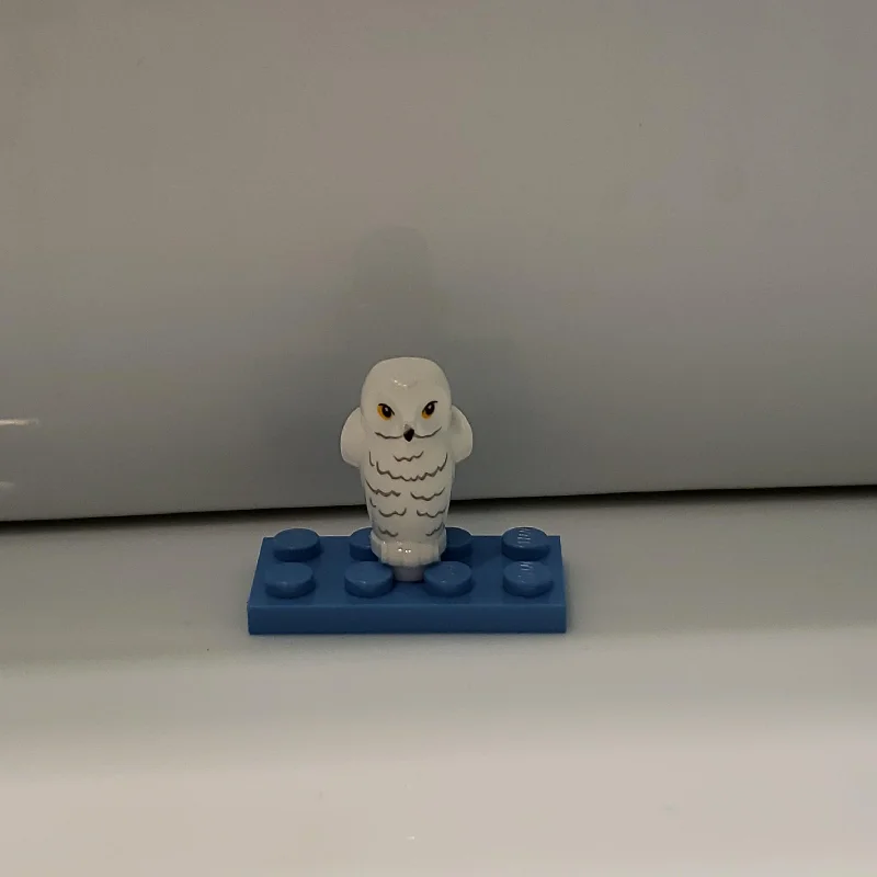 Promoting fine motor skills LEGO setsLEGO Harry Potter Holiday Hedwig Minifigure 76404 Promoting fine motor skills LEGO setsLEGO Harry Potter Holiday Hedwig Minifigure 76404